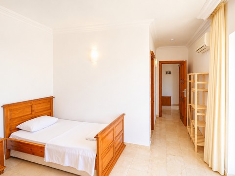 Bedroom - photo 9