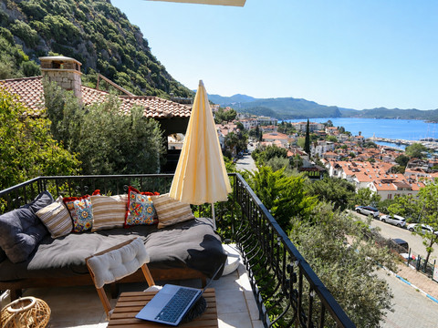 Balcony - photo 3