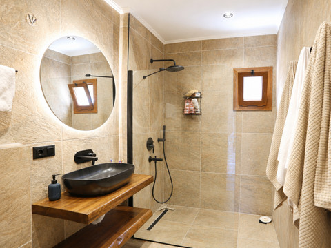 Bathroom - photo 1