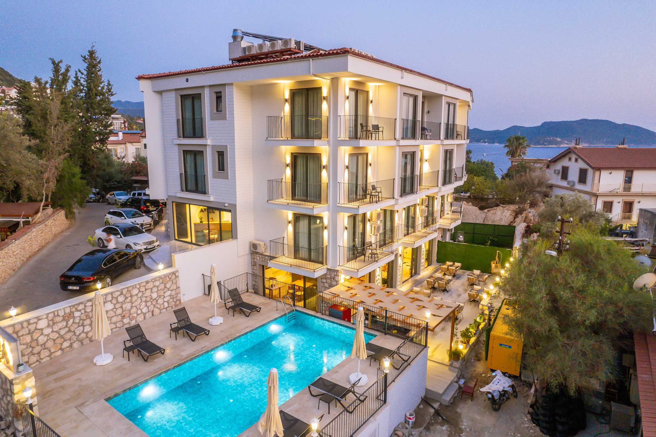 Athena Hotel - photo 1