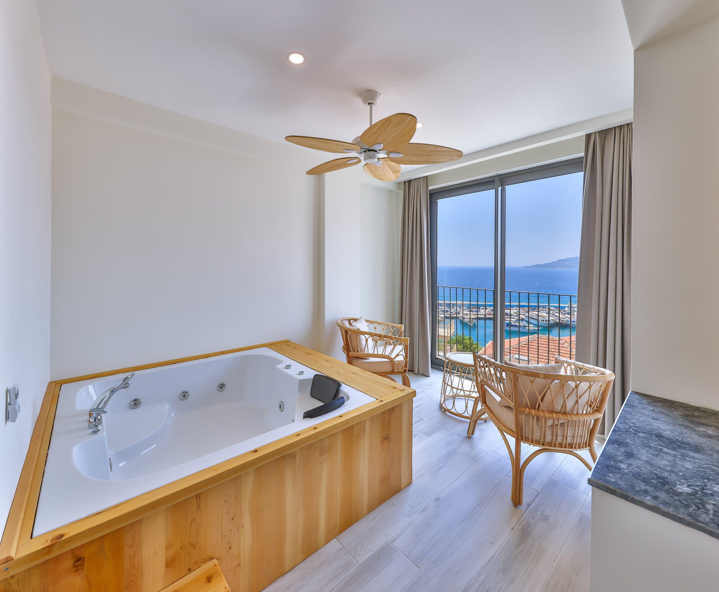 Athena Hotel - photo 12