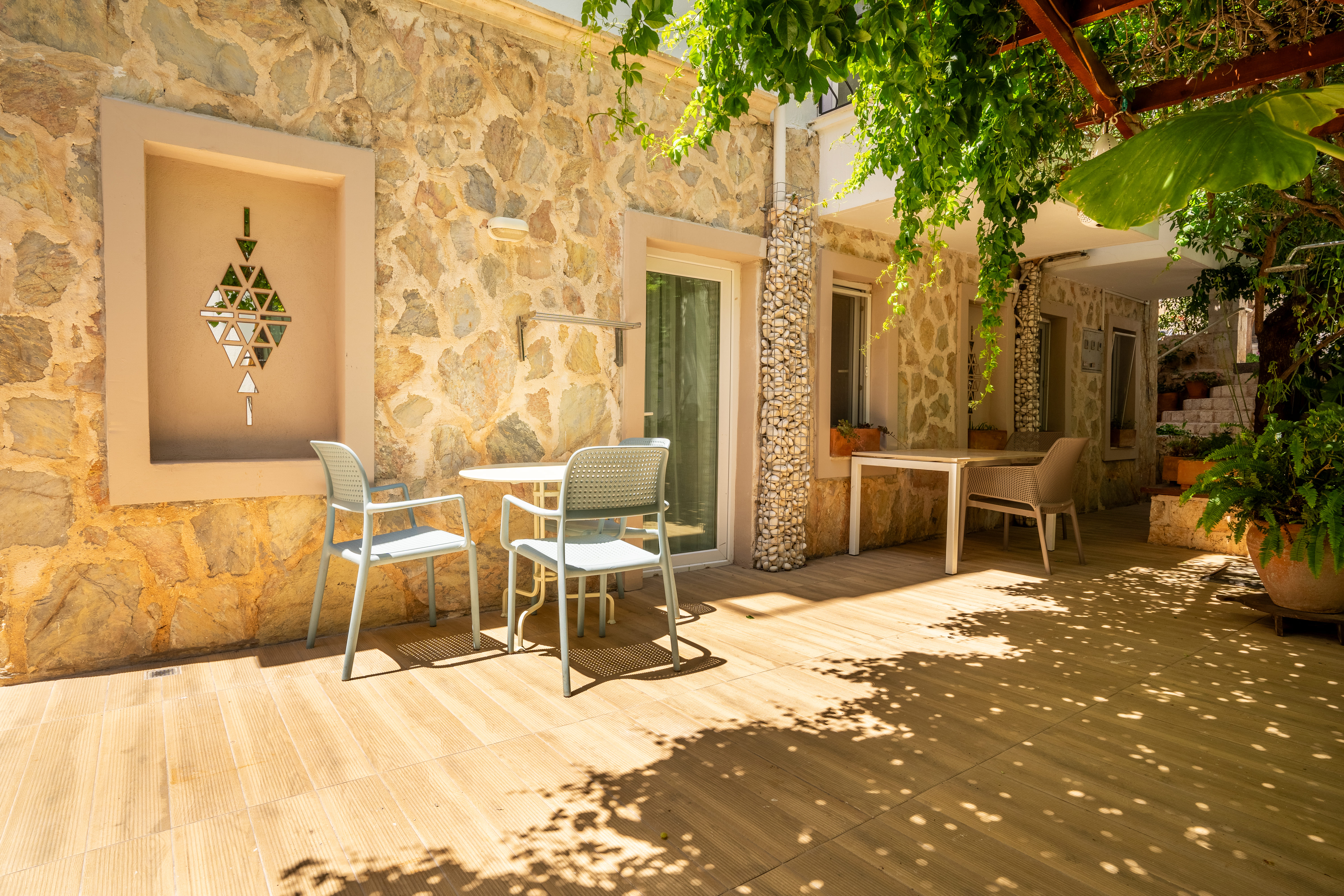 Hideaway Hotel - photo 31