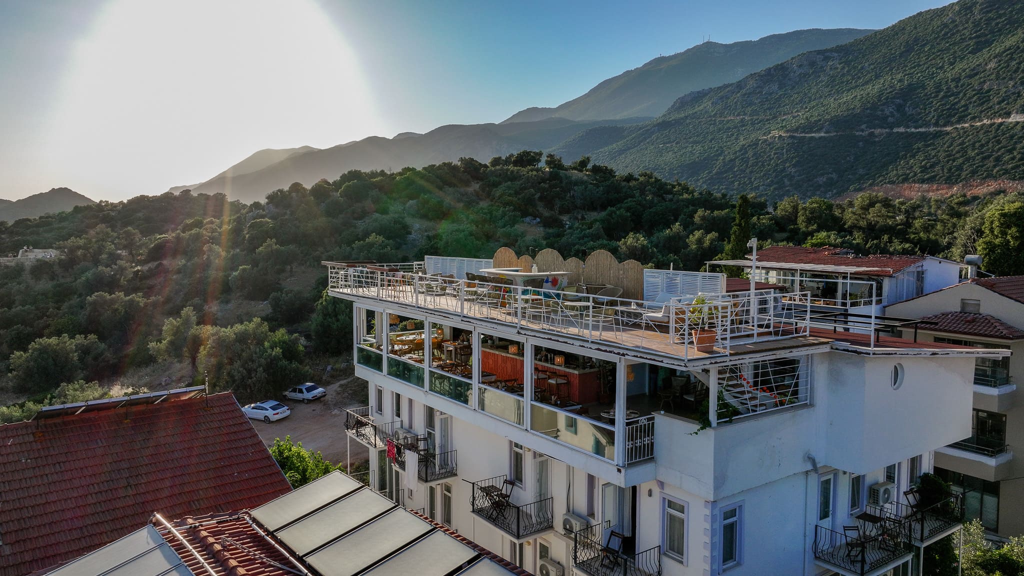 Hideaway Hotel - photo 9