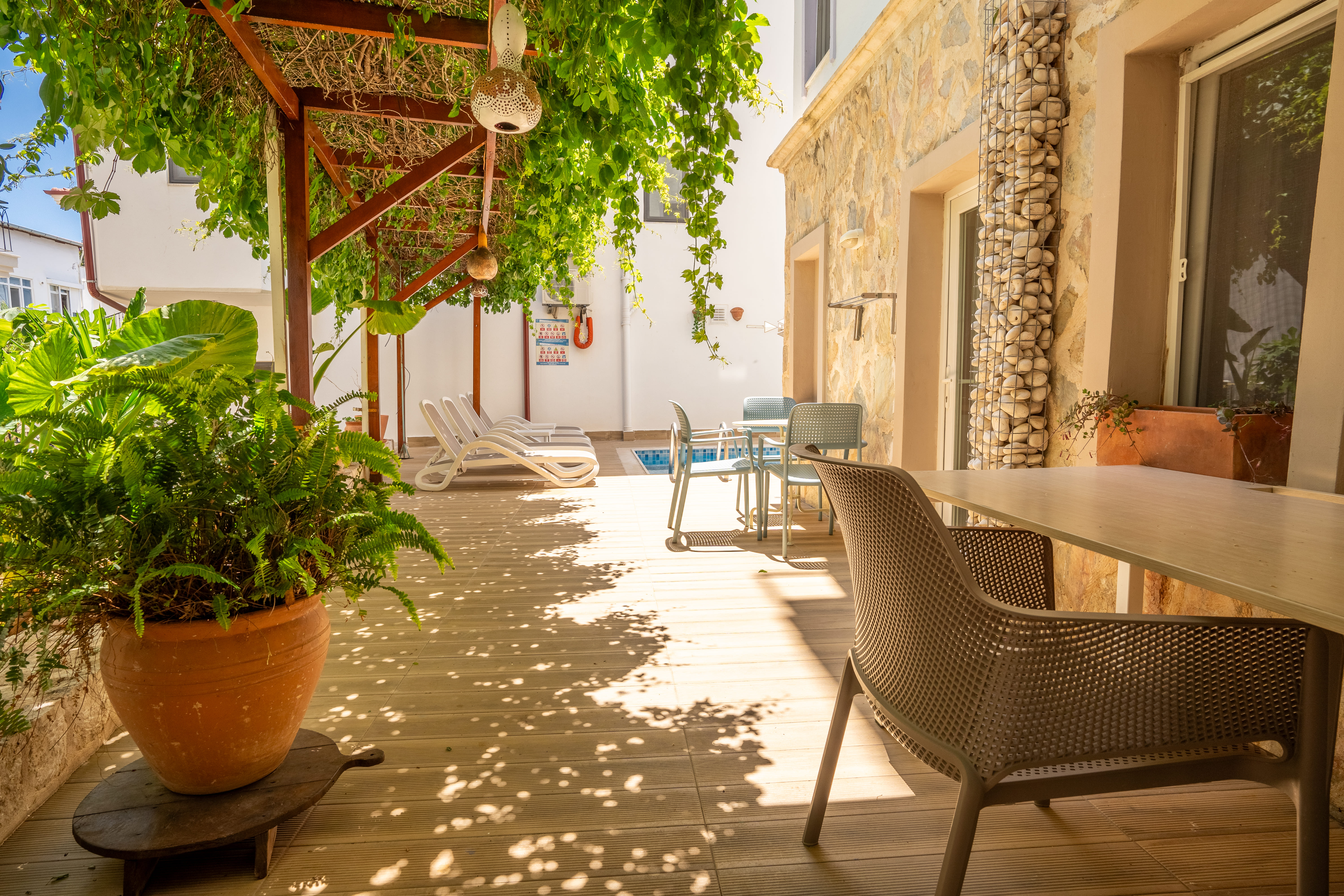 Hideaway Hotel - photo 32