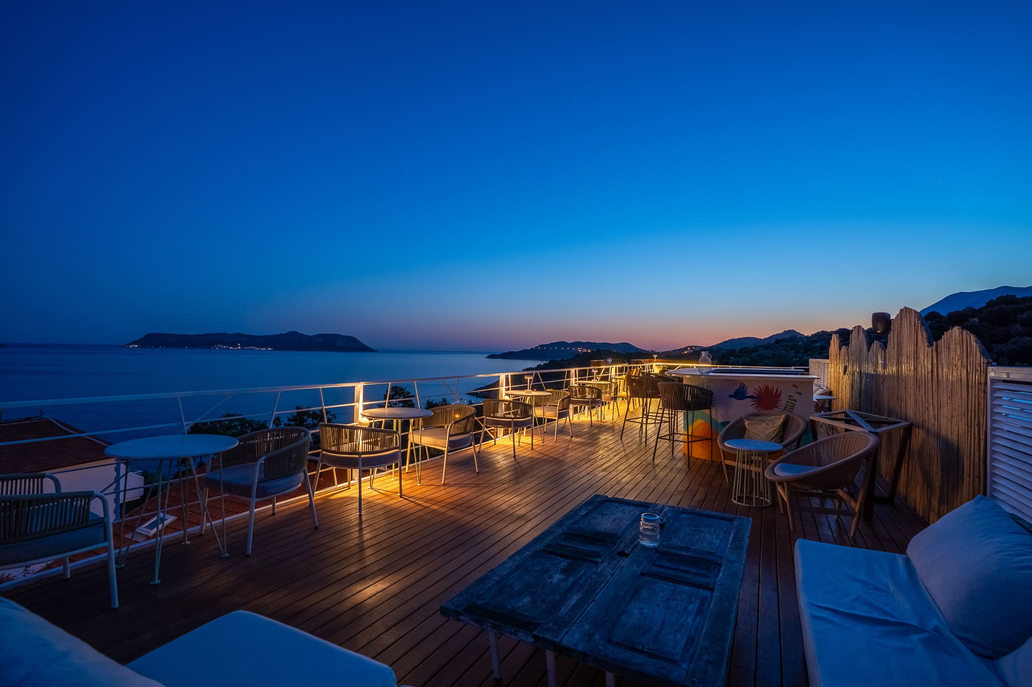 Hideaway Hotel - photo 2