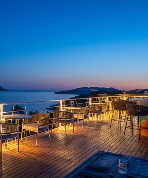 Hideaway Hotel