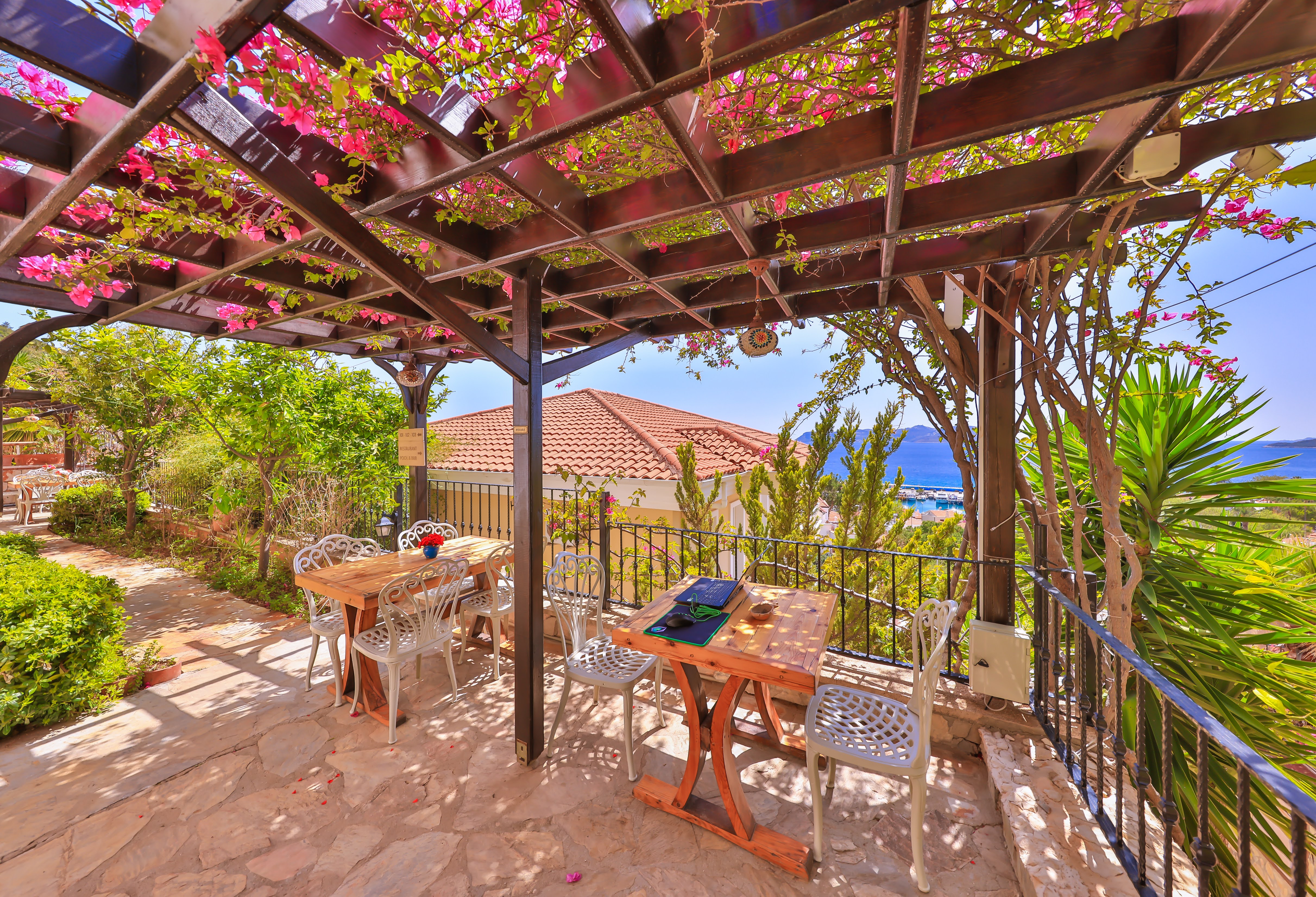 Luna Kaş Hotel - photo 42