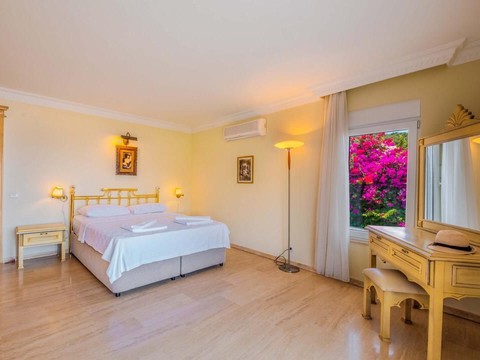 Bedroom - photo 1