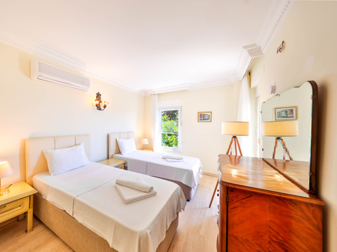 Bedroom - photo 1