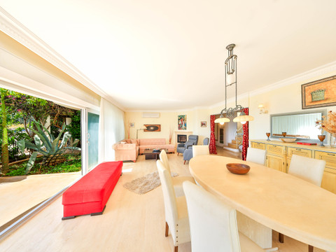 Living Area - photo 4