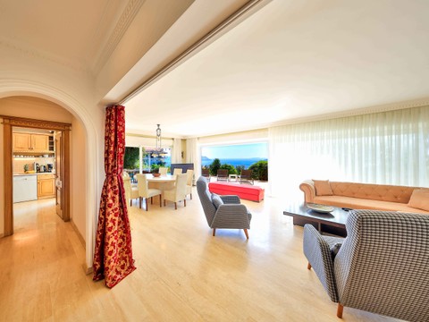 Living Area - photo 11