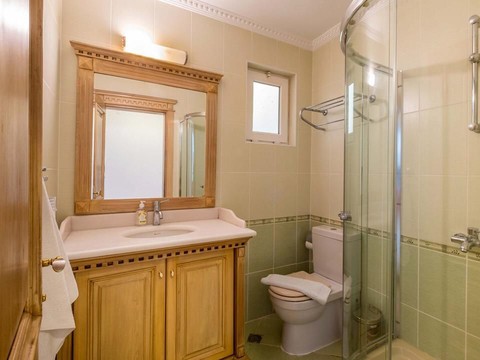 Bathroom - photo 1